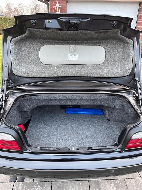 Gebraucht BMW 328 Cabriolet 193 PS (141 kW) 1995 Schwarz Cabrio