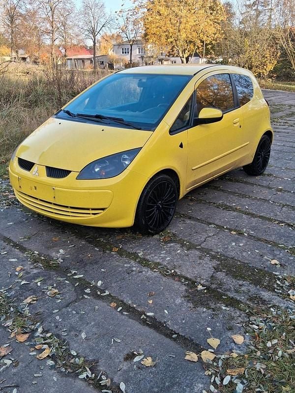 Gelb Gebraucht 2008 Mitsubishi Colt Edition Kleinwagen | 2.999 € (Fairer Preis) - Bild 1/4