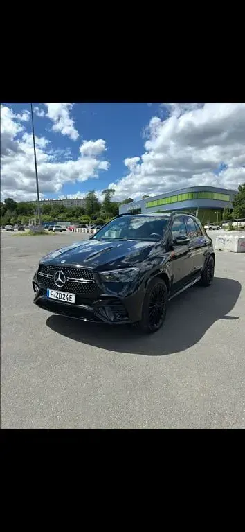 Gebraucht Mercedes GLE350 de 333 PS (244 kW) 2025 Schwarz SUV