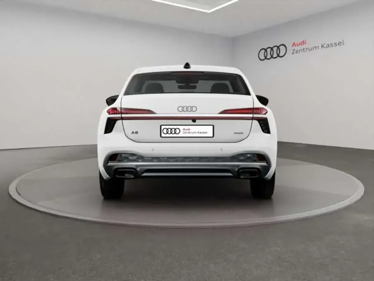 Neu Audi A6 Advanced 299 PS (219 kW) 2025 Weiß Limousine
