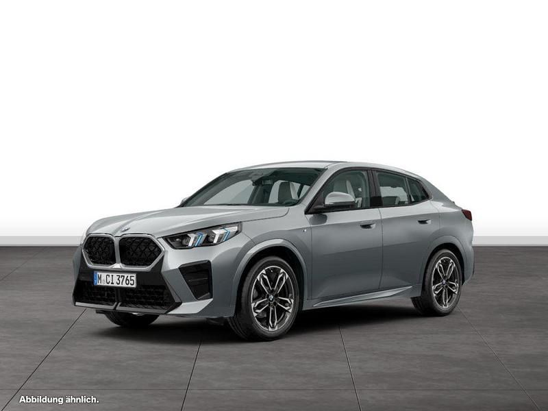 Skyscraper grau metallic Gebraucht 2024 BMW X2 Luxury Line SUV | 48.034 € - Bild 1/4