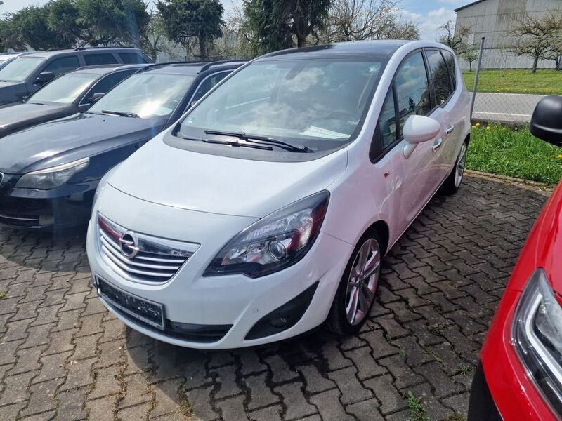 Weiß Gebraucht 2012 Opel Meriva Innovation Van / Kleinbus | 3.350 € (Guter Preis) - Bild 1/4