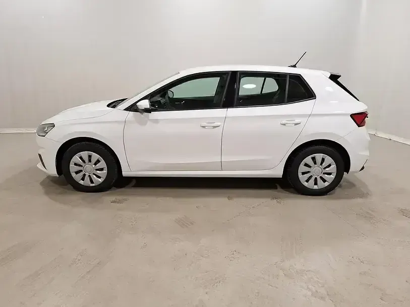 Używany Skoda Fabia Active 65 KM (47 kW) 2022 Biały Hatchback