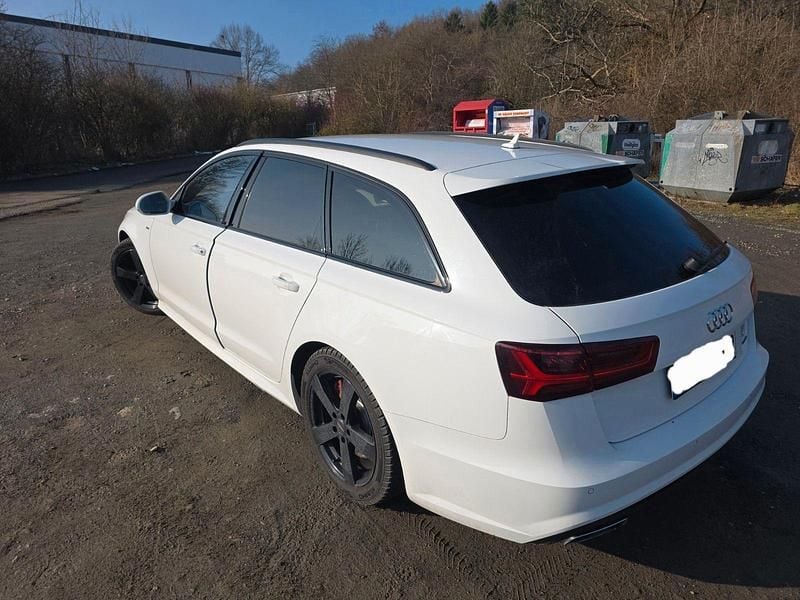 Gebraucht Audi A6 Ambiente 272 PS (200 kW) 2017 Weiß Kombi