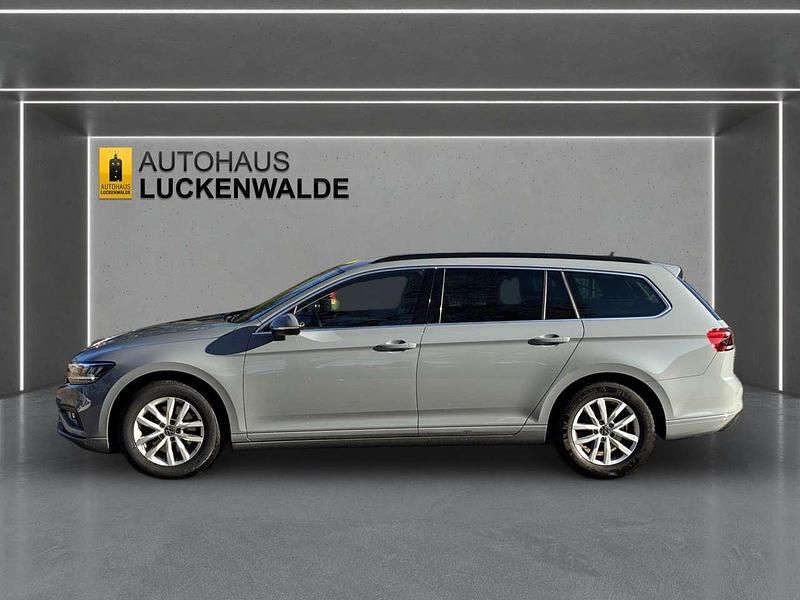 Gebraucht VW Passat Business 150 PS (110 kW) 2022 Grau Kombi