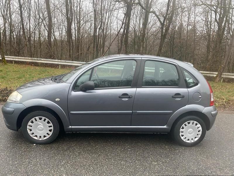 Gebraucht Citroën C3 60 PS (44 kW) 2008 Grau Kleinwagen