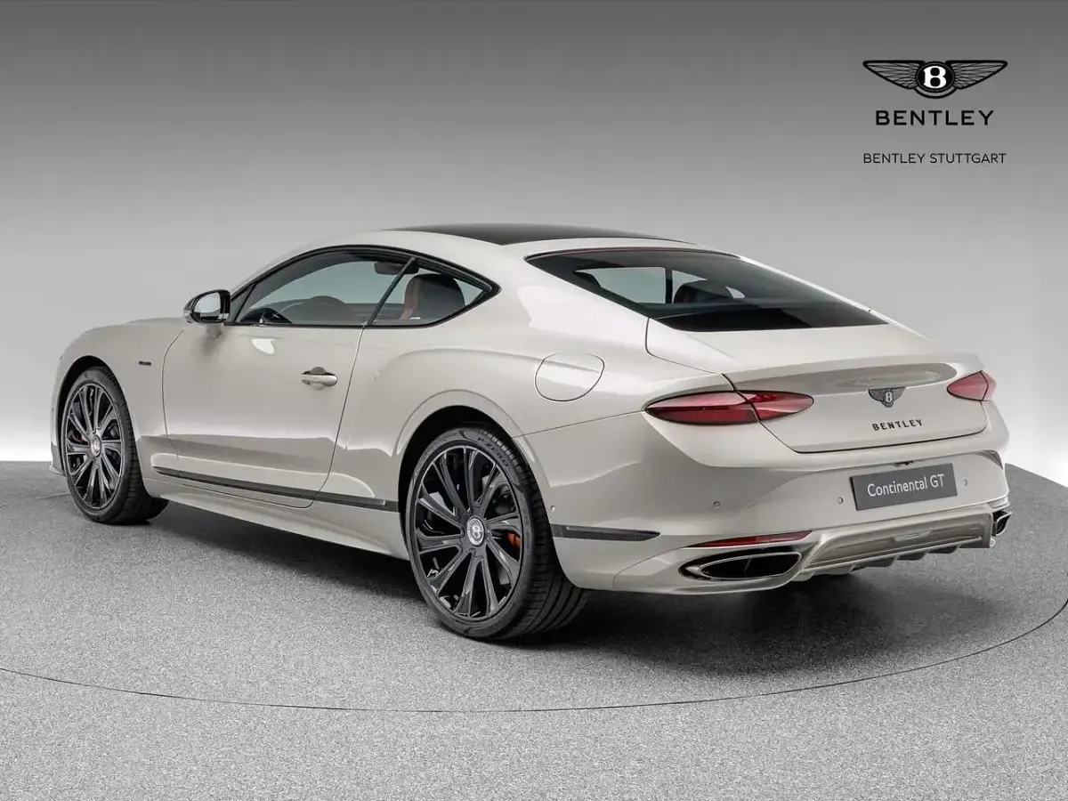 Ny Bentley Continental 782 HK (575 kW) 2026 Vit Sportkupé