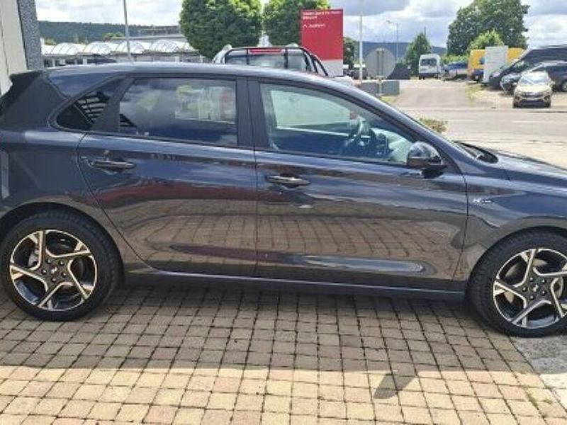 Gebraucht Hyundai i30 N Line 120 PS (88 kW) 2023 Grau Limousine