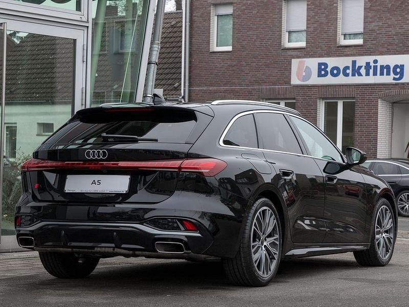 Gebraucht Audi A5 Ambiente 204 PS (150 kW) 2025 Mythosschwarz metallic Coupé