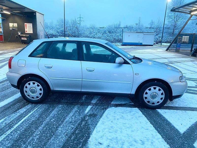 Gebraucht Audi A3 101 PS (74 kW) 2003 Silber Kleinwagen