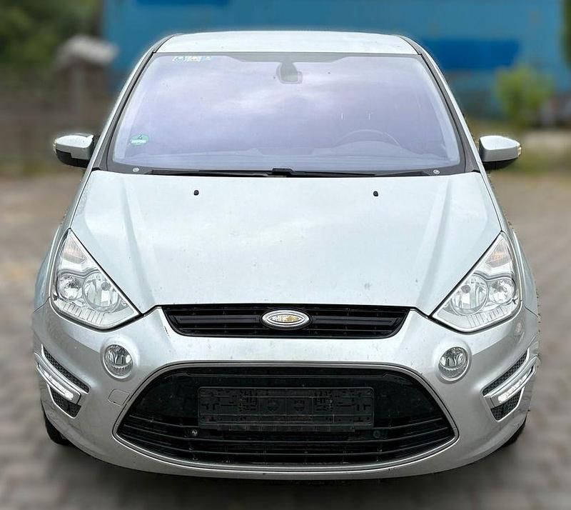 Gebraucht Ford S-MAX Titanium 200 PS (147 kW) 2011 Silber Van / Kleinbus