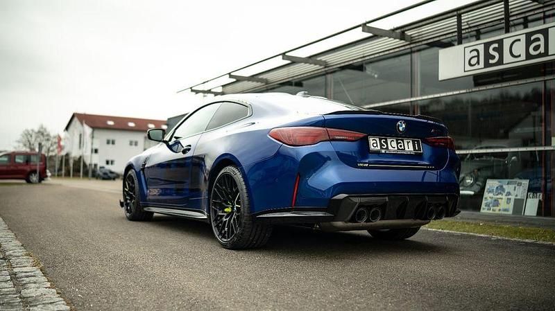 Neu BMW M4 Performance 551 PS (405 kW) 2025 Blau Coupé