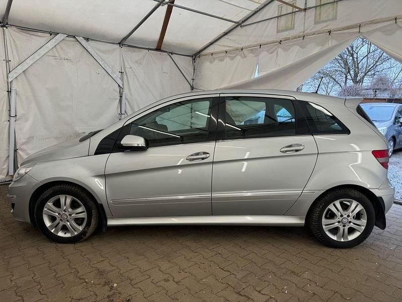 Gebraucht Mercedes B170 116 PS (85 kW) 2008 Silber Van / Kleinbus