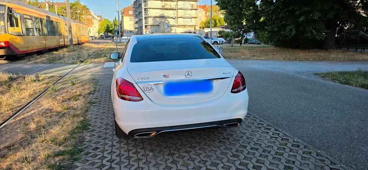 Gebraucht Mercedes C400 333 PS (244 kW) 2016 Weiß Limousine