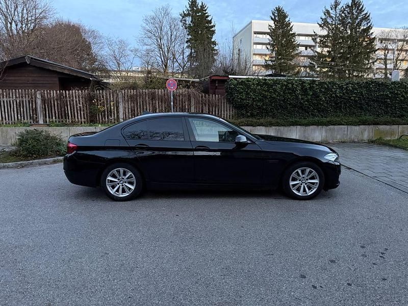 Gebraucht BMW 530 258 PS (189 kW) 2013 Schwarz Limousine