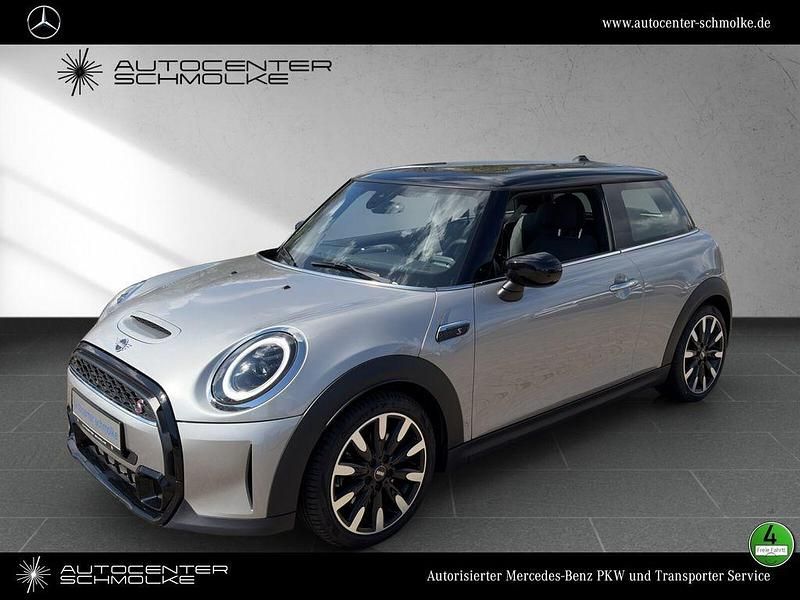 Gebraucht Mini Cooper S Classic 178 PS (130 kW) 2023 Melting silver iii Kleinwagen