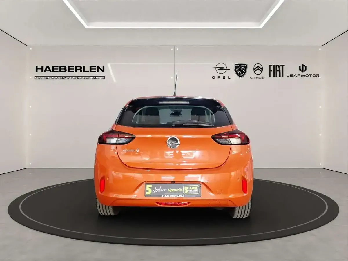 Gebraucht Opel Corsa-e Elegance 100 kW (136 PS) 2023 Orange Kleinwagen