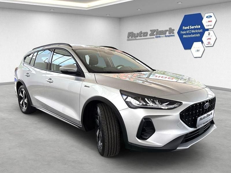 Używany Ford Focus Active 155 KM (114 kW) 2024 Srebrny Kombi