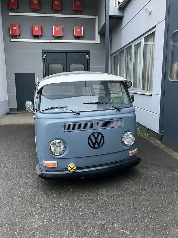 Blau Gebraucht 1971 VW T2 Van | 22.222 € - Bild 1/4