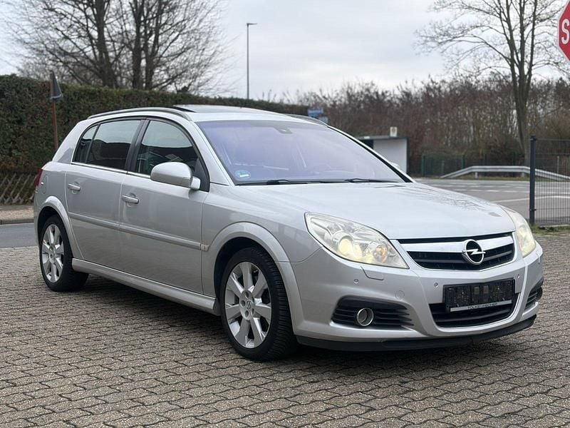 Gebraucht Opel Signum 230 PS (169 kW) 2006 Silber Kleinwagen