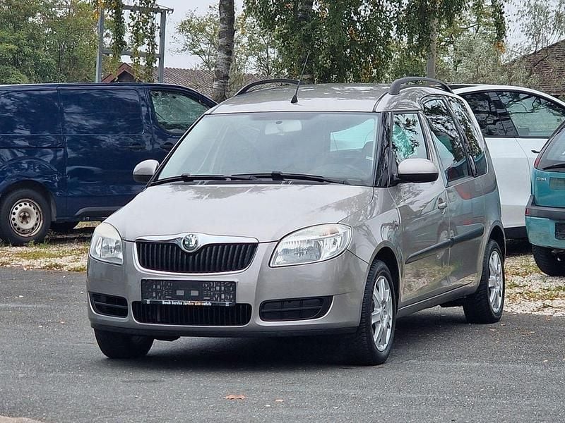 Gold Gebraucht 2007 Skoda Roomster Style Kombi | 2.490 € (Superpreis) - Bild 1/4