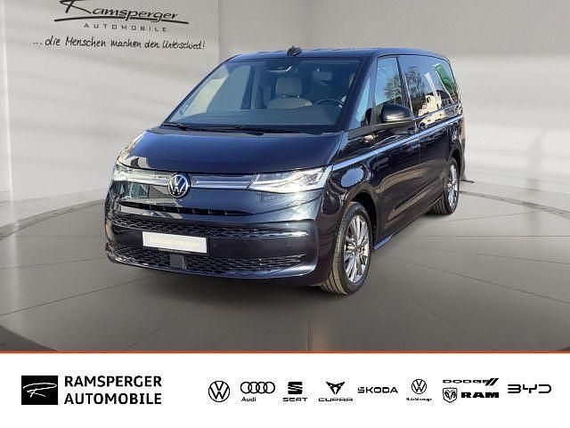 Gebraucht VW Multivan Style 150 PS (110 kW) 2022 Blau (starlight blue metallic) Van
