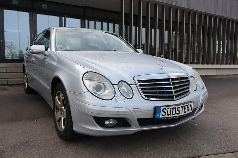 Używany Mercedes E280 190 KM (139 kW) 2007 Srebrny Sedan/Limuzyna