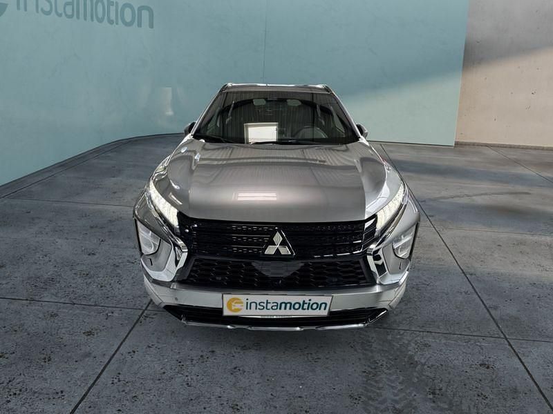 Grau Gebraucht 2022 Mitsubishi Eclipse Cross SUV | 24.649 € (Fairer Preis) - Bild 1/4