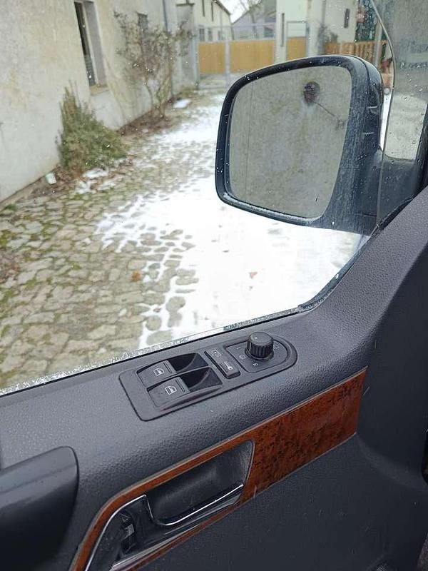 Gebraucht VW T5 Comfortline 174 PS (127 kW) 2009 Schwarz Van