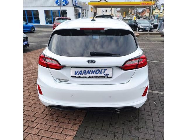 Gebraucht Ford Fiesta ST-Line 101 PS (74 kW) 2023 Frozen white (metallic) Kleinwagen