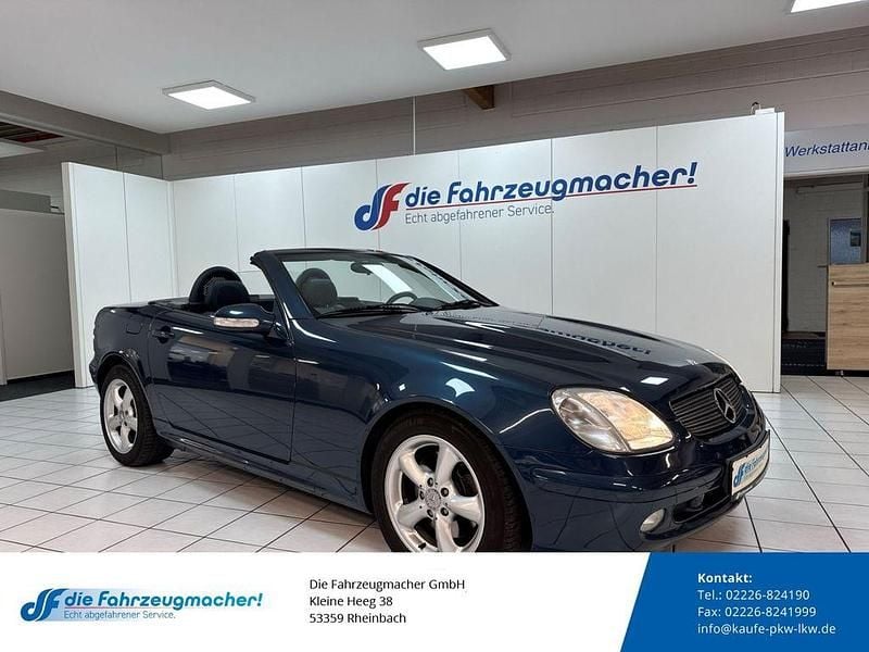 Blau Gebraucht 2002 Mercedes SLK320 Cabrio | 13.788 € - Bild 1/4