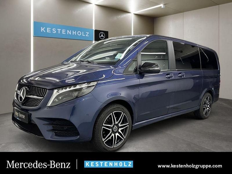 Sodalithblau Gebraucht 2023 Mercedes V300 AMG Van / Kleinbus | 62.990 € (Teuer) - Bild 1/4