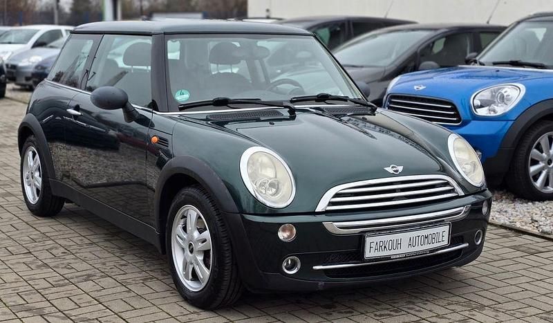 Usado Mini ONE 90 HP (66 kW) 2004 Verde Citadino