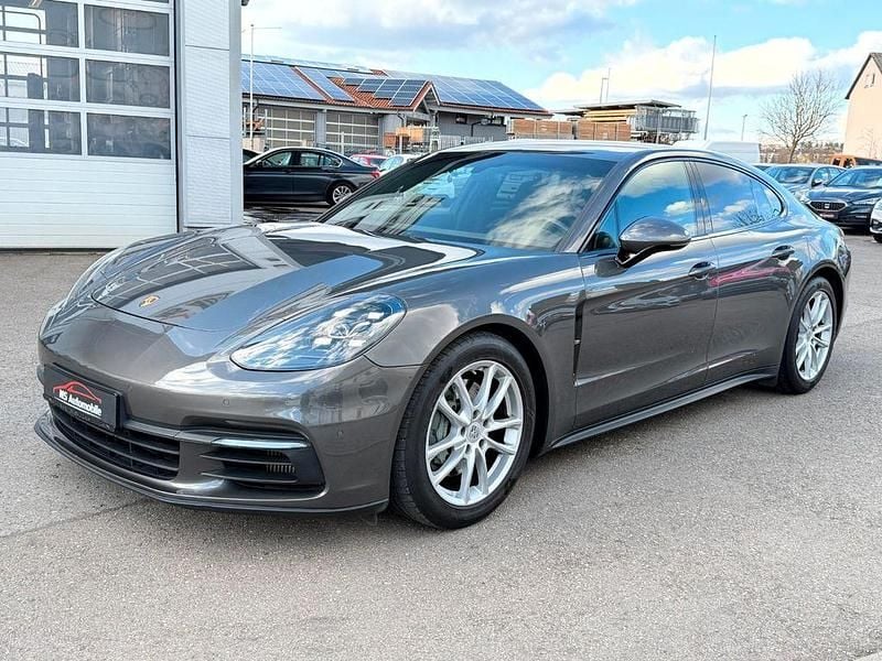 Gebraucht Porsche Panamera 4S 441 PS (324 kW) 2017 Achatgrau Limousine