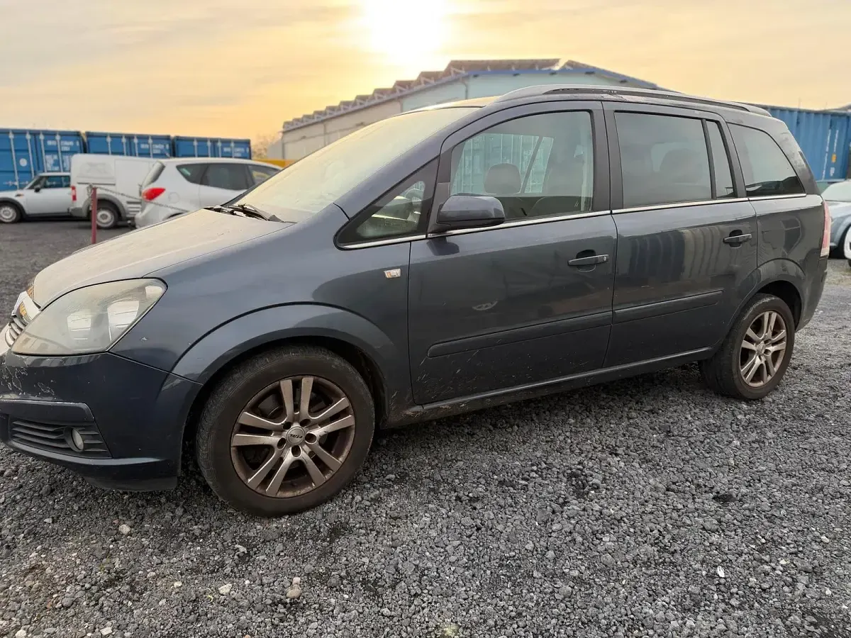 Second-hand Opel Zafira 2007 Gri Monovolum