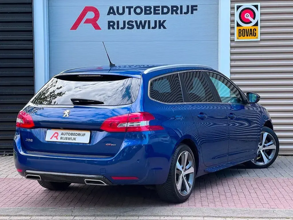 Gebraucht Peugeot 308 SW Premium 131 PS (96 kW) 2017 Blau Kombi