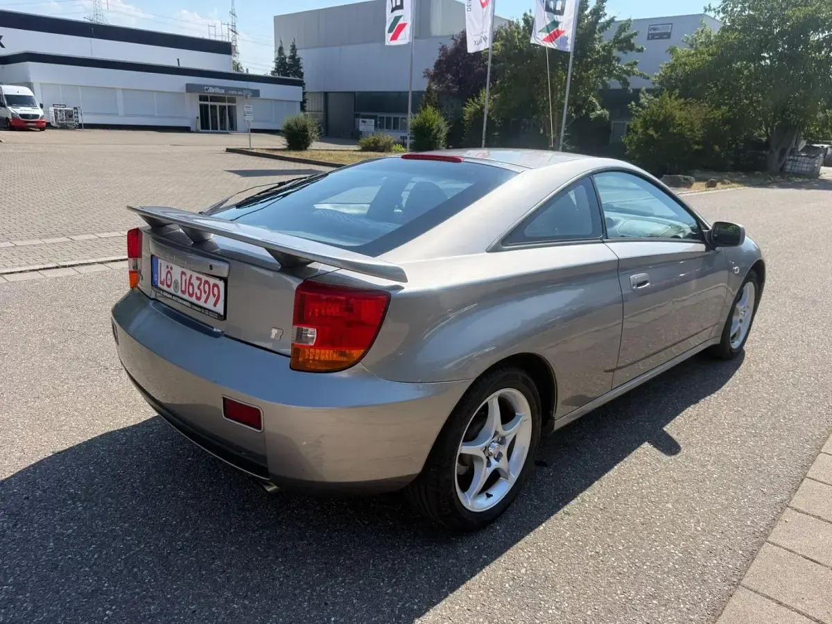Gebraucht Toyota Celica 192 PS (141 kW) 2001 Grau Coupé
