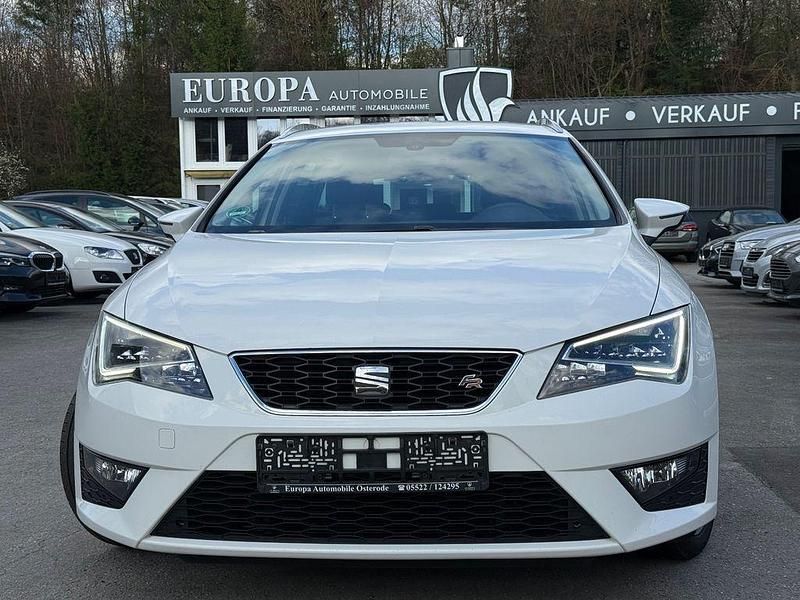 Usado Seat Leon ST FR 140 HP (102 kW) 2014 Branco Carrinha