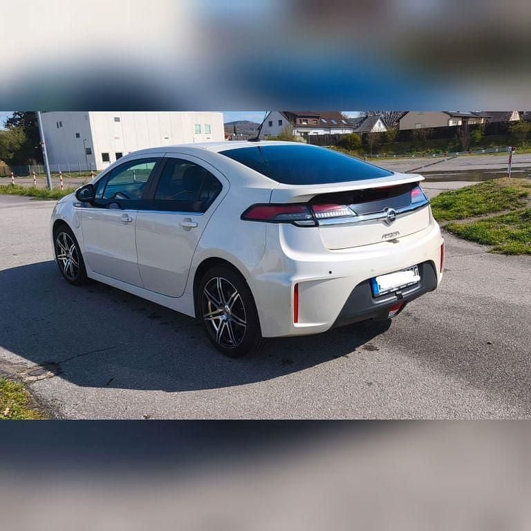 Gebraucht Opel Ampera Comfort Edition 151 PS (111 kW) 2012 Weiß Kleinwagen