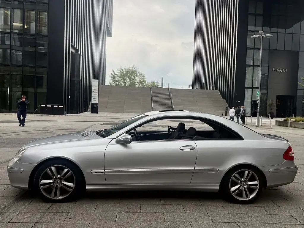 Gebraucht Mercedes CLK200 Avantgarde 184 PS (135 kW) 2005 Silber Coupé