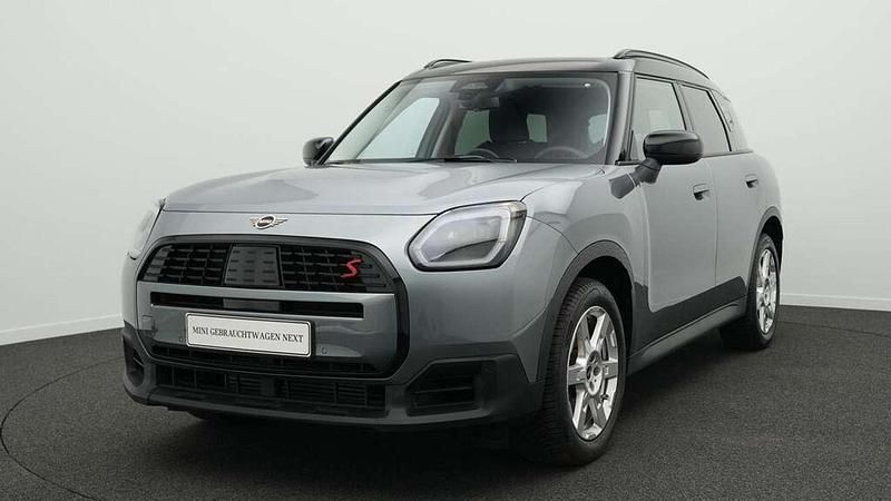 Grün Gebraucht 2024 Mini Countryman Classic SUV | 37.253 € - Bild 1/4