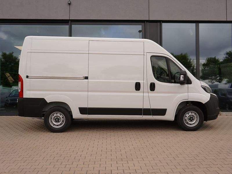 Neu Fiat Ducato 33 140 PS (102 kW) 2025 Weiß Van