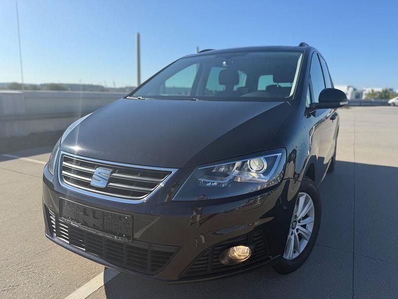 Schwarz Gebraucht 2016 Seat Alhambra Van / Kleinbus | 20.400 € (Fairer Preis) - Bild 1/4