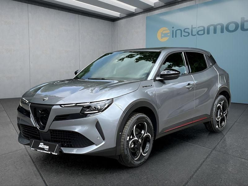 Grau Neu 2025 Alfa Romeo GT Junior SUV | 30.699 € (Fairer Preis) - Bild 1/4
