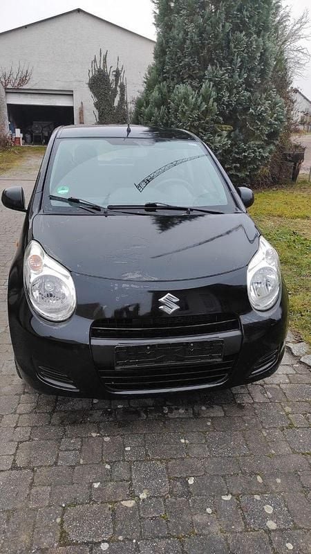 Gebraucht Suzuki Alto City 68 PS (50 kW) 2012 Schwarz Kleinwagen