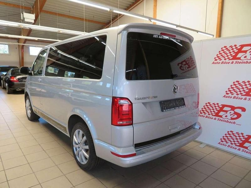 Gebraucht VW T6.1 150 PS (110 kW) 2019 Reflexsilber metallic Van