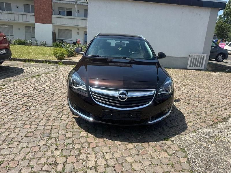 Braun Gebraucht 2015 Opel Insignia Edition Kombi | 6.850 € (Guter Preis) - Bild 1/4