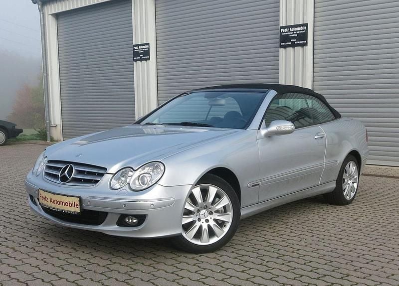 Silber Gebraucht 2006 Mercedes CLK350 Cabrio | 8.750 € (Fairer Preis) - Bild 1/4