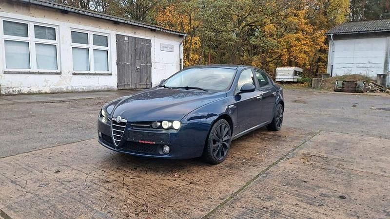 Blau Gebraucht 2006 Alfa Romeo 159 Distinctive Limousine | 950 € (Superpreis) - Bild 1/4