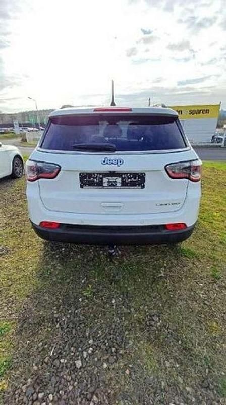 Gebraucht Jeep Compass 150 PS (110 kW) 2021 Alpine white (vr296) SUV